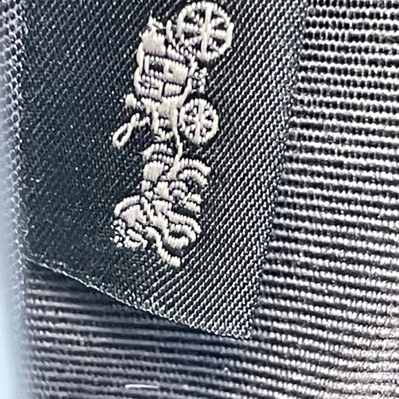 COACH F80268 Shoulder Bag Tote Black Pebble Leather Gold Hardware - Picture 15 of 16